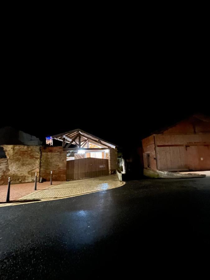 Gite Le Jardin Secret Et Gite Au Temps Suspendu Montpezat  Exterior foto