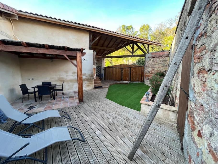 Gite Le Jardin Secret Et Gite Au Temps Suspendu Montpezat  Exterior foto