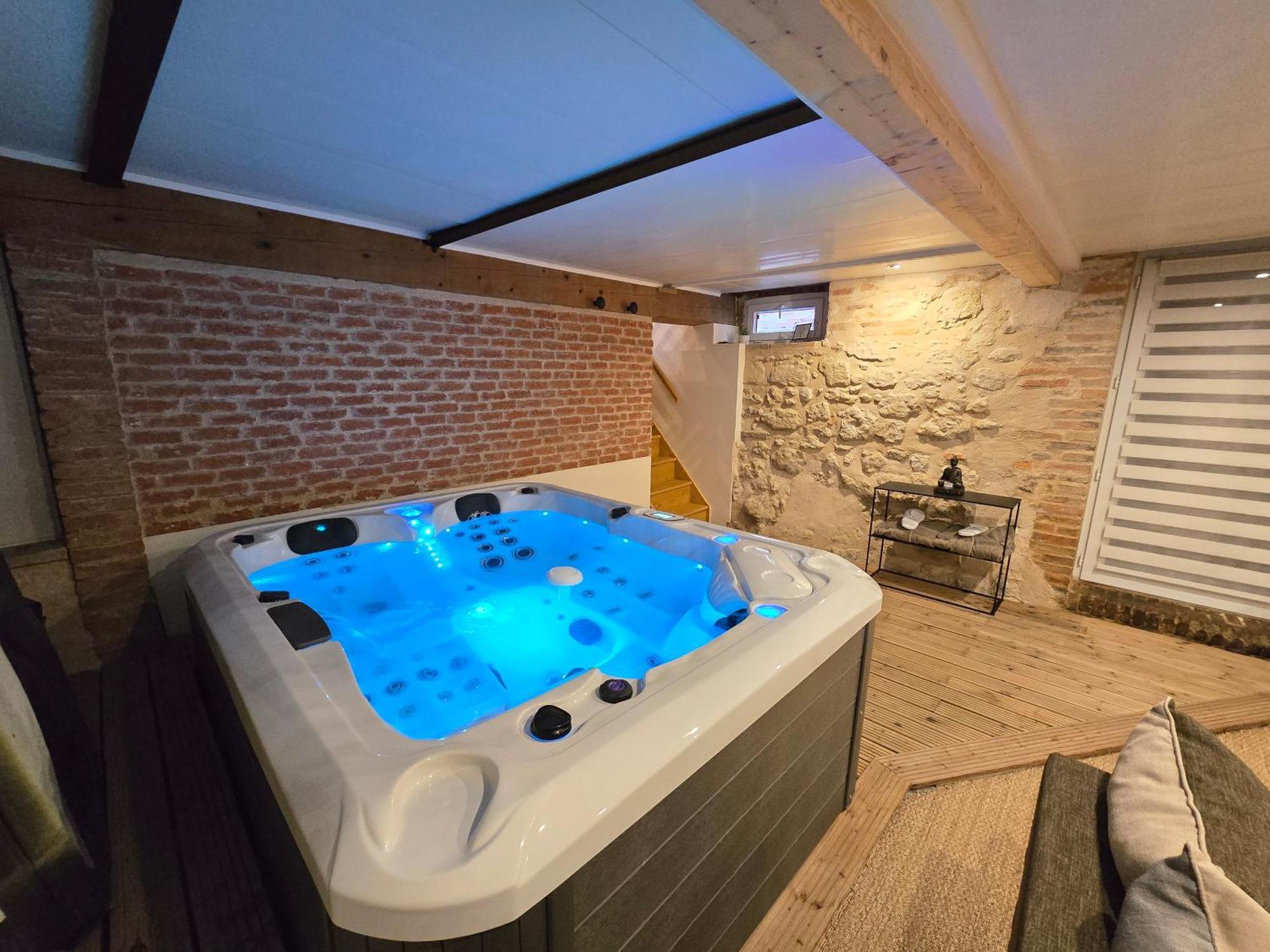 Gite Le Jardin Secret Et Gite Au Temps Suspendu Montpezat  Exterior foto